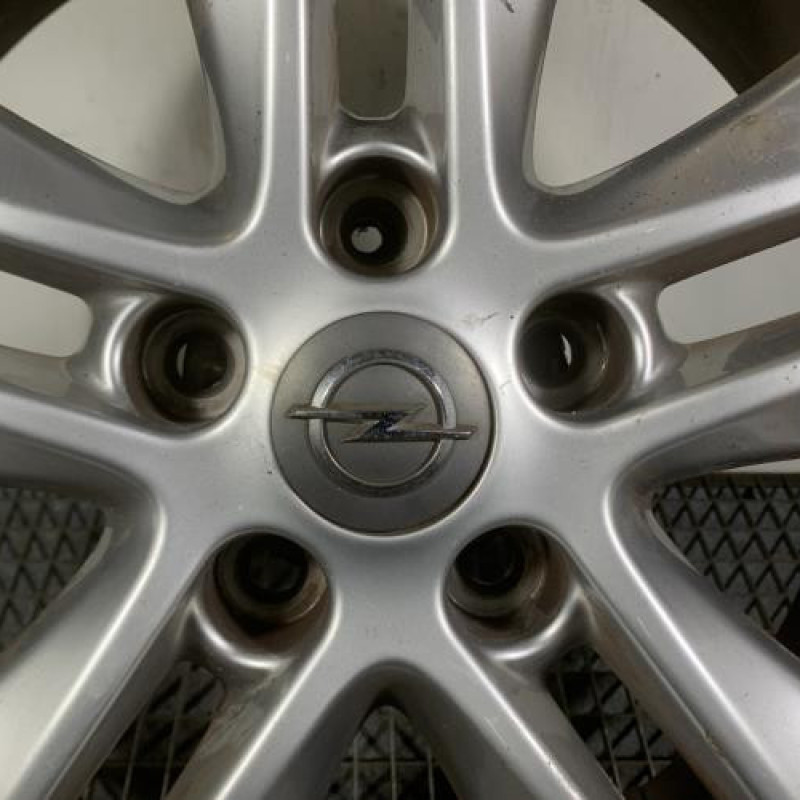Jante OPEL ASTRA J Photo n°2