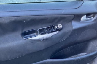 Face avant PEUGEOT 207
