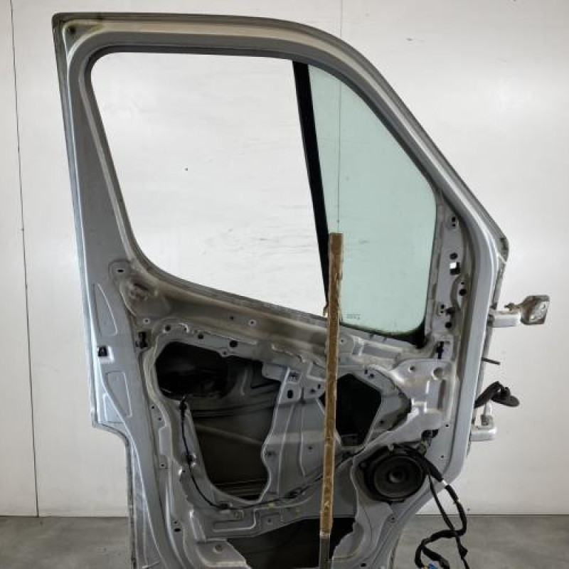 Porte avant gauche RENAULT MASTER 3 Photo n°7