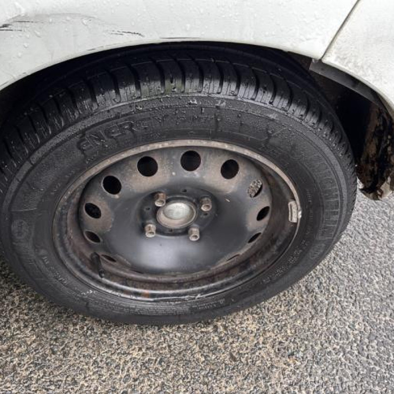Tambour arriere droit CITROEN C3 1 Photo n°17