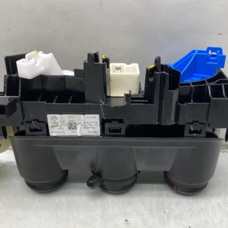 Commande chauffage DACIA DUSTER 2 Photo n°4