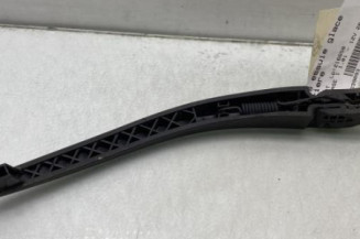 Bras essuie glace arriere PEUGEOT 107