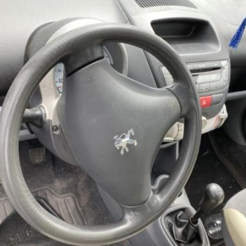 Bras essuie glace arriere PEUGEOT 107 Photo n°16