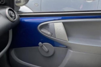 Bras essuie glace arriere PEUGEOT 107