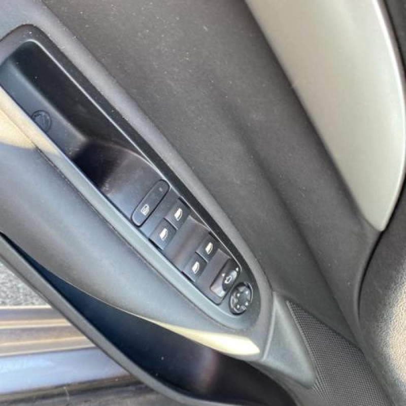 Calculateur moteur CITROEN C4 2 Photo n°13
