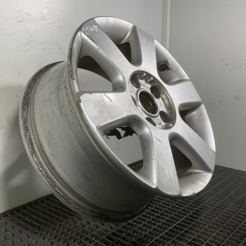 Jante VOLKSWAGEN GOLF 5 Photo n°3