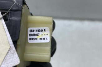 Interrupteur de leve vitre avant gauche DACIA DUSTER 2