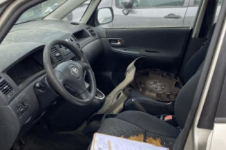 Porte avant gauche TOYOTA COROLLA VERSO 1