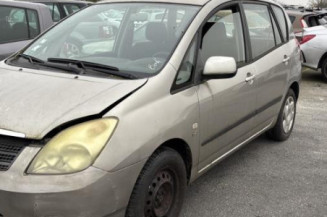 Porte avant gauche TOYOTA COROLLA VERSO 1