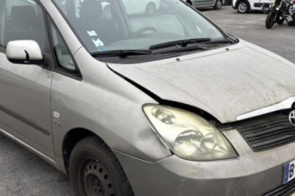 Porte avant gauche TOYOTA COROLLA VERSO 1