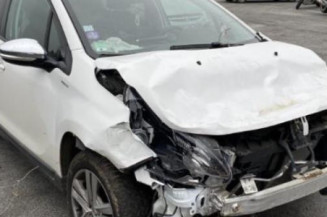 Feu arriere secondaire gauche (feux) PEUGEOT 2008 1