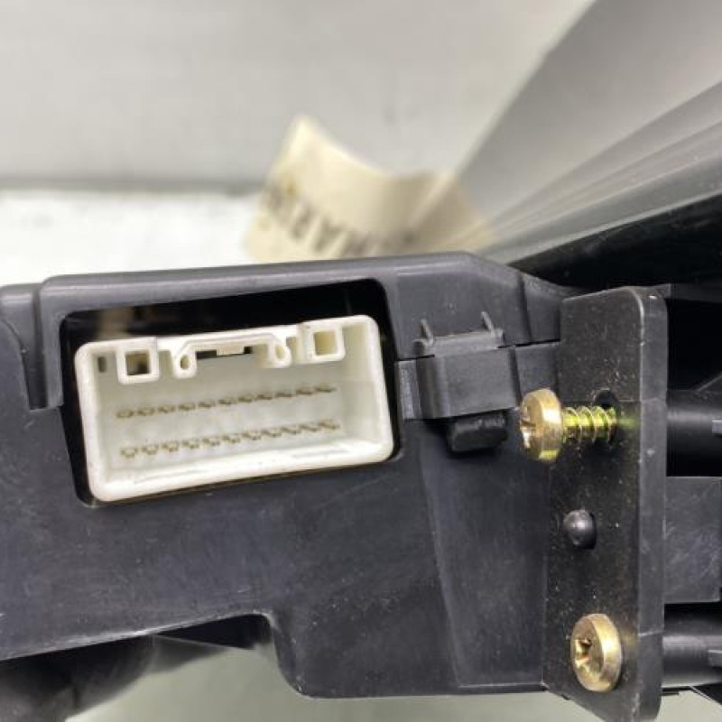 Compteur TOYOTA YARIS 1 Photo n°4