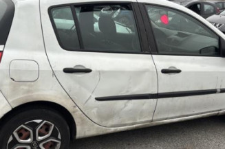 Retroviseur gauche RENAULT CLIO 3