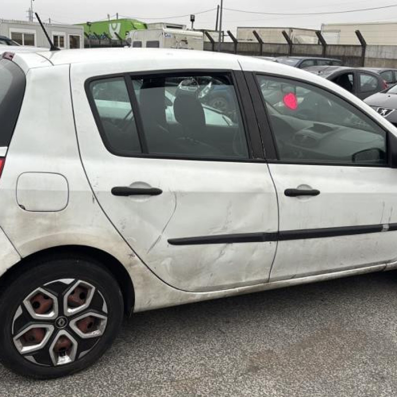 Retroviseur gauche RENAULT CLIO 3 Photo n°11