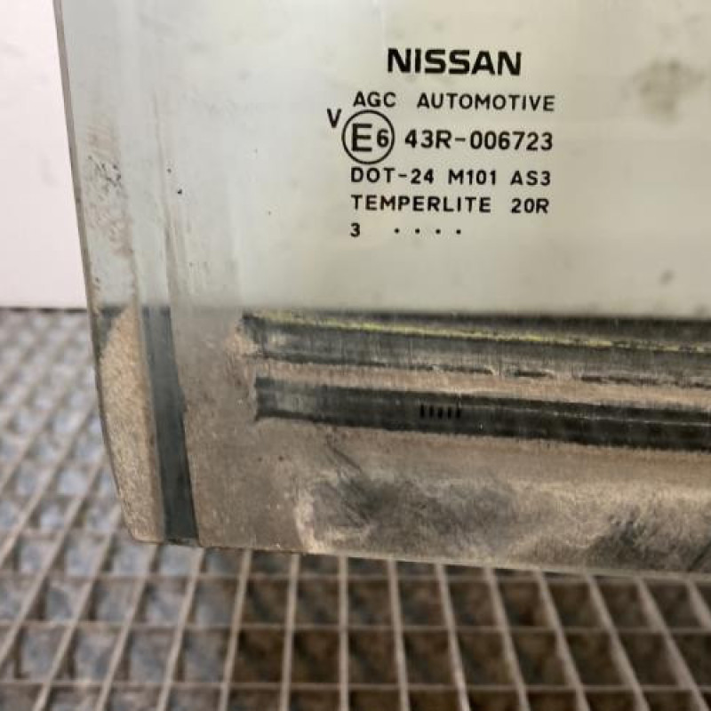 Vitre arriere droit NISSAN QASHQAI 1 Photo n°5