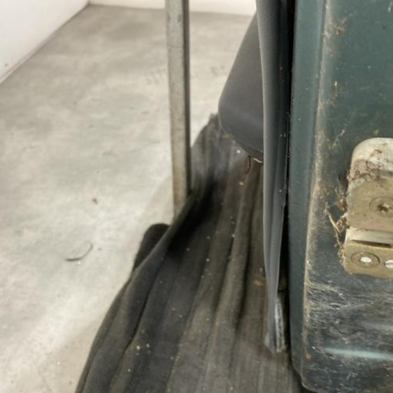 Porte avant droit RENAULT R11 Photo n°6