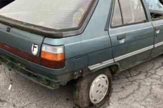 Porte avant droit RENAULT R11
