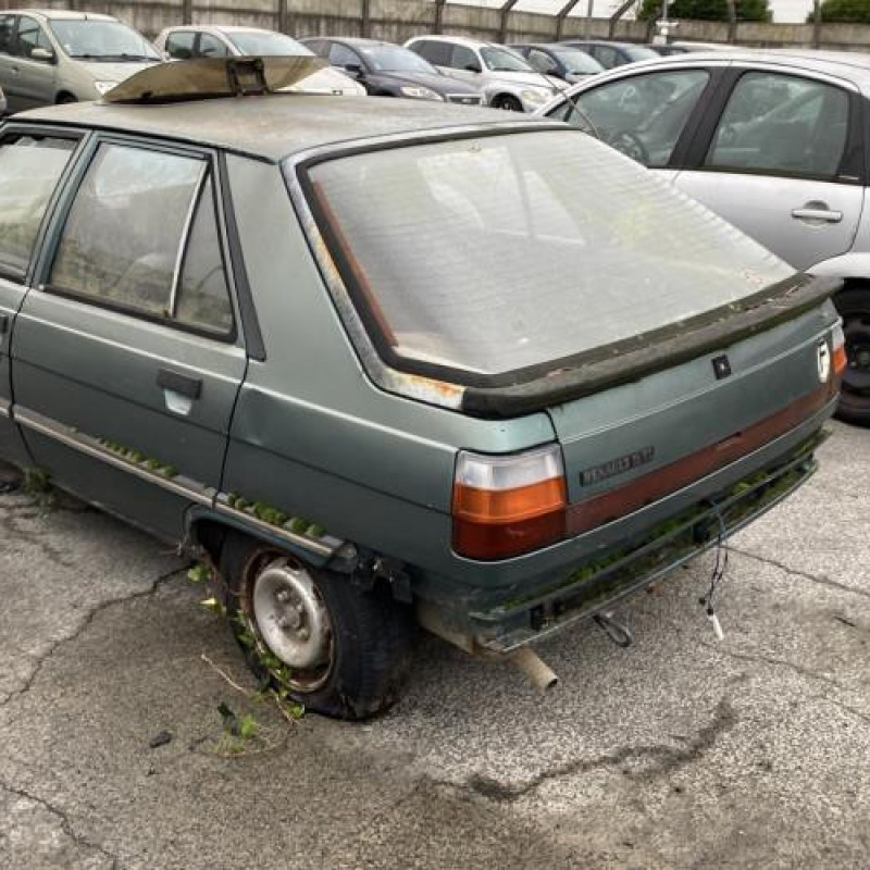 Porte avant droit RENAULT R11 Photo n°11