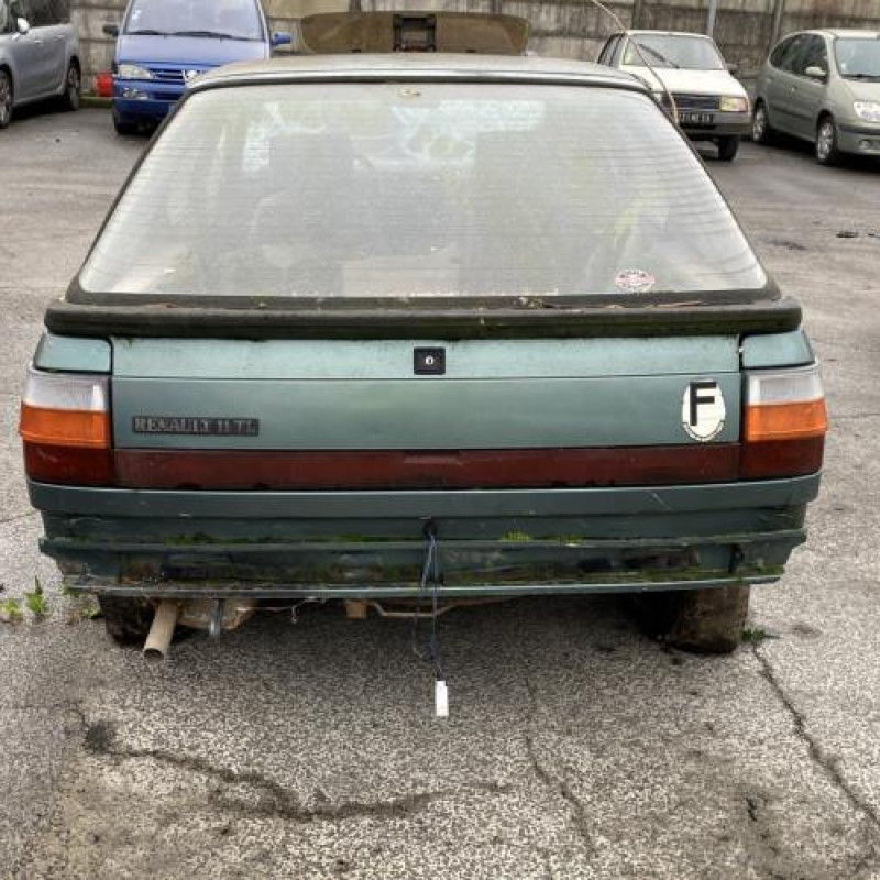Porte avant droit RENAULT R11 Photo n°12