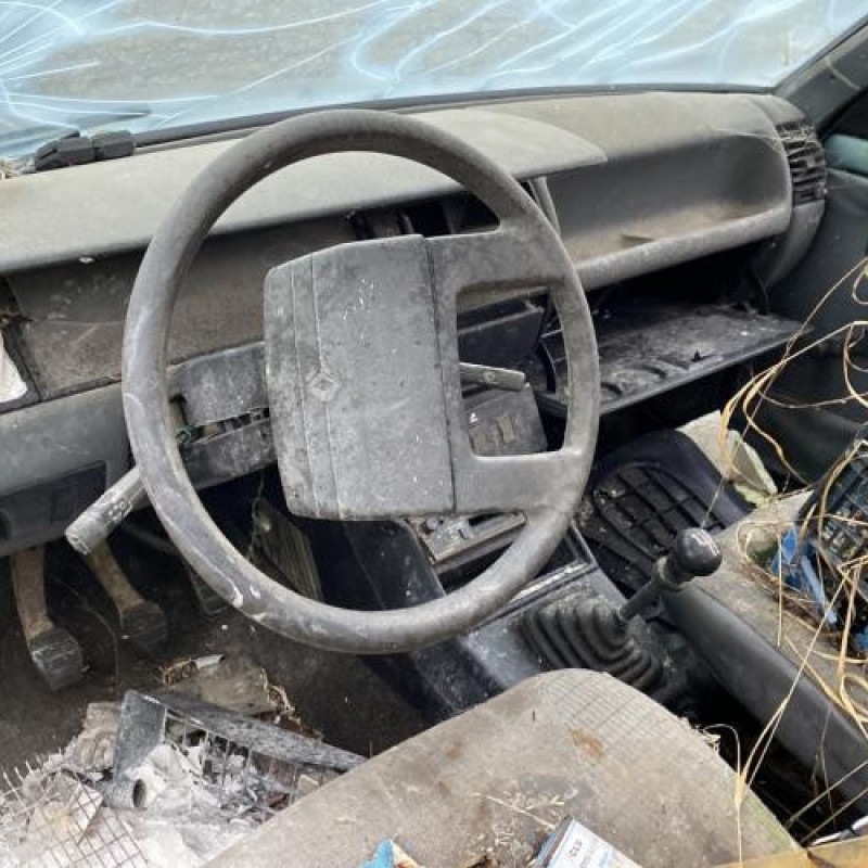 Porte avant droit RENAULT R11 Photo n°18
