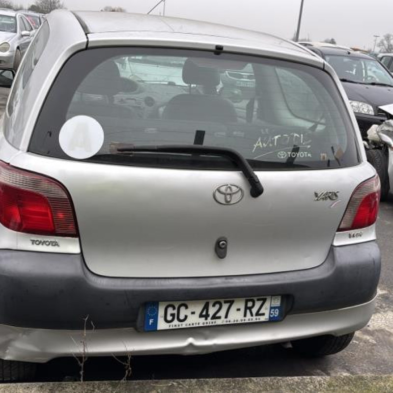 Feu arriere principal droit (feux) TOYOTA YARIS 1 Photo n°8
