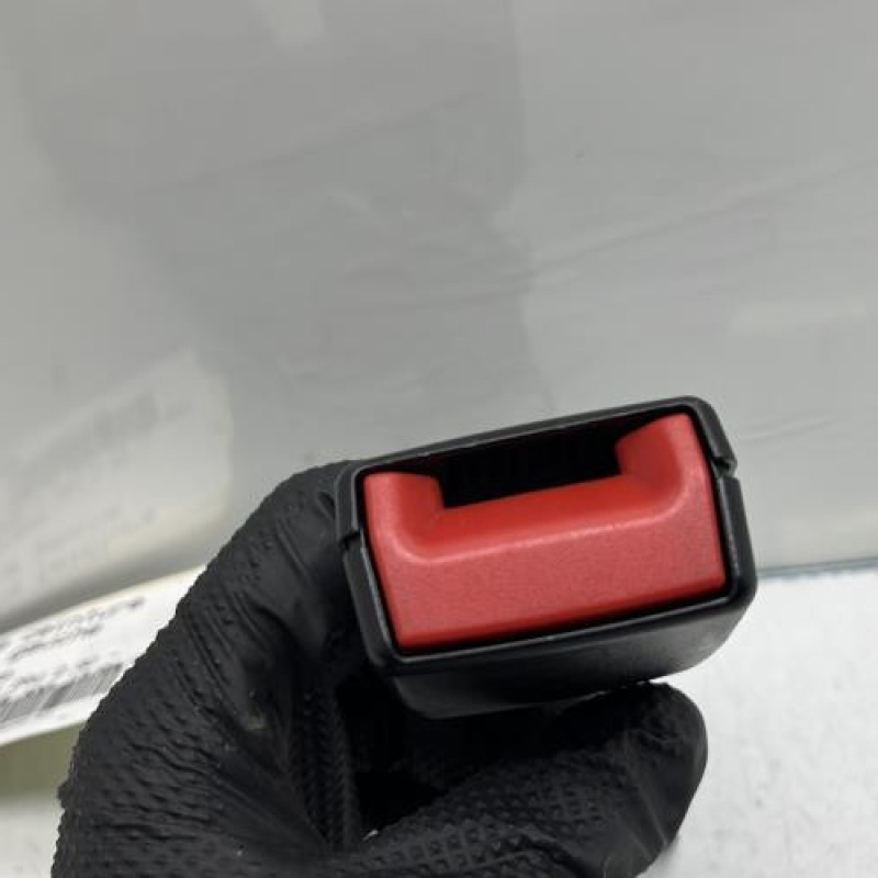 Attache ceinture arriere gauche BMW X3 F25 Photo n°4
