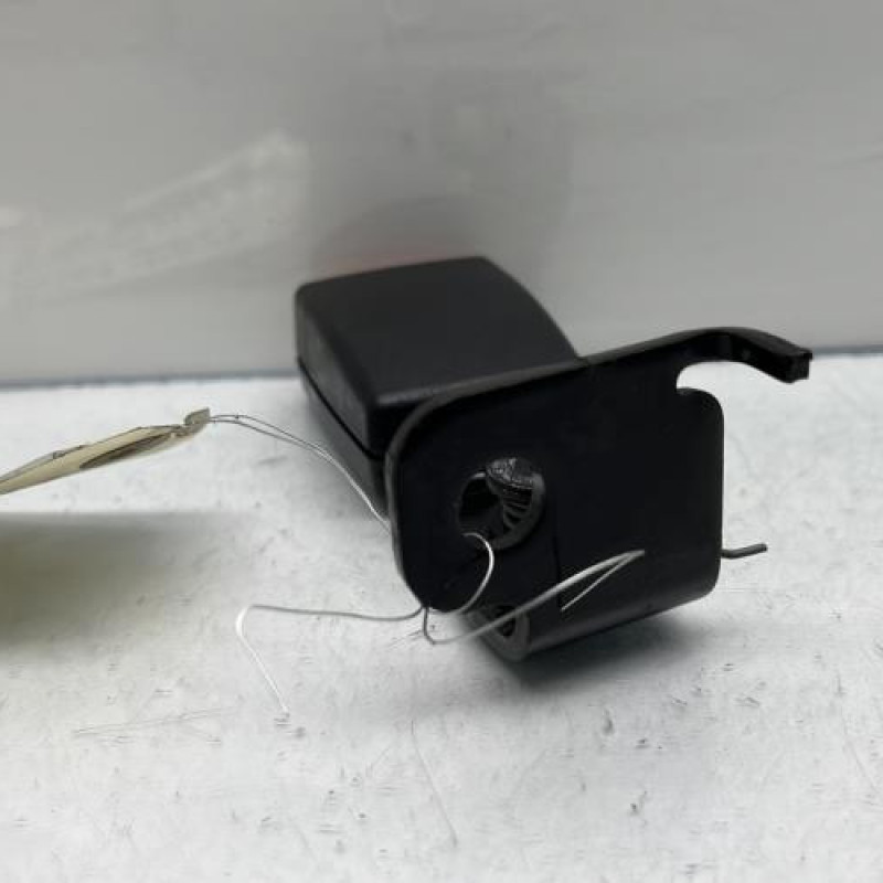 Attache ceinture arriere gauche BMW X3 F25 Photo n°5