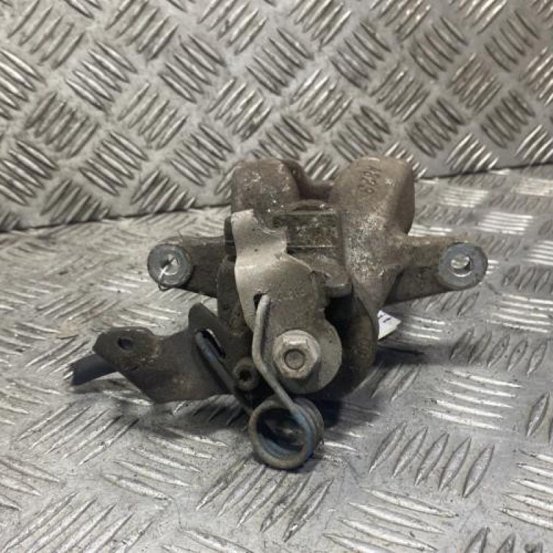 Etrier arriere droit (freinage) FIAT TIPO 2 Photo n°3