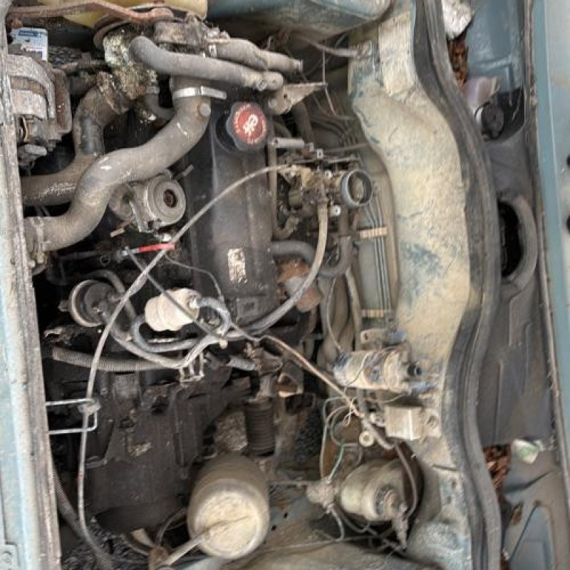 Calandre RENAULT SUPER 5 Photo n°16