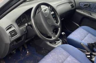 Retroviseur gauche MAZDA 626 4