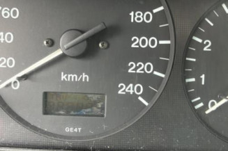 Retroviseur gauche MAZDA 626 4