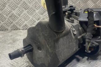 Pompe de direction PEUGEOT 308 1
