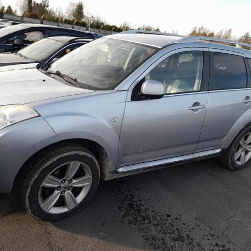 Alternateur PEUGEOT 4007 Photo n°8