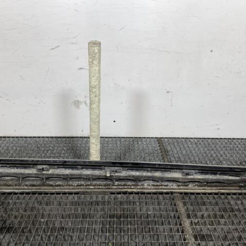 Baguette de porte avant gauche AUDI Q5 1 Photo n°4