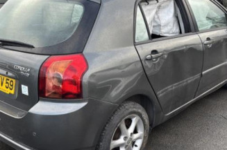 Bras essuie glace avant droit TOYOTA COROLLA 10