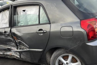Bras essuie glace avant droit TOYOTA COROLLA 10