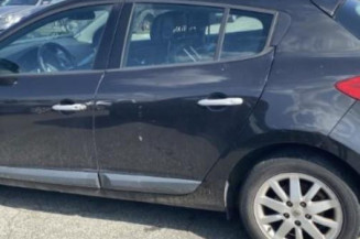 Aile avant droit RENAULT MEGANE 3