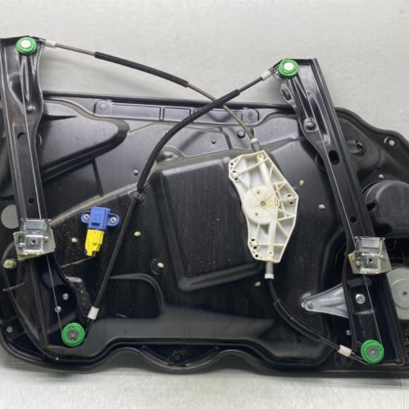 Leve vitre electrique avant droit VOLKSWAGEN PASSAT 5 Photo n°3