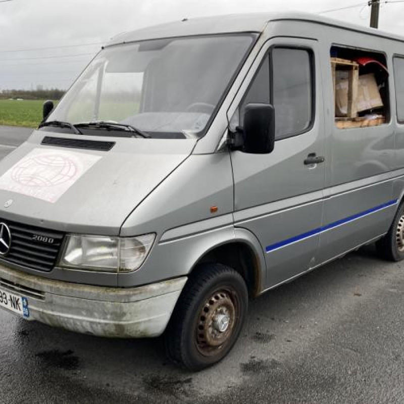 Calandre MERCEDES SPRINTER 1 Photo n°5