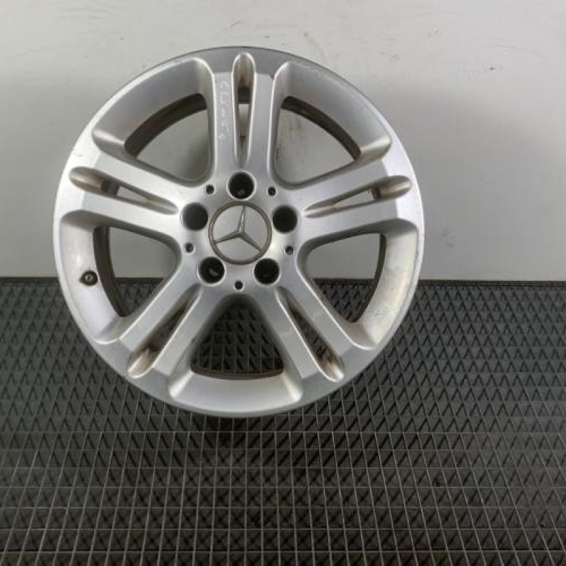 Jante MERCEDES CLASSE E 211 Photo n°1