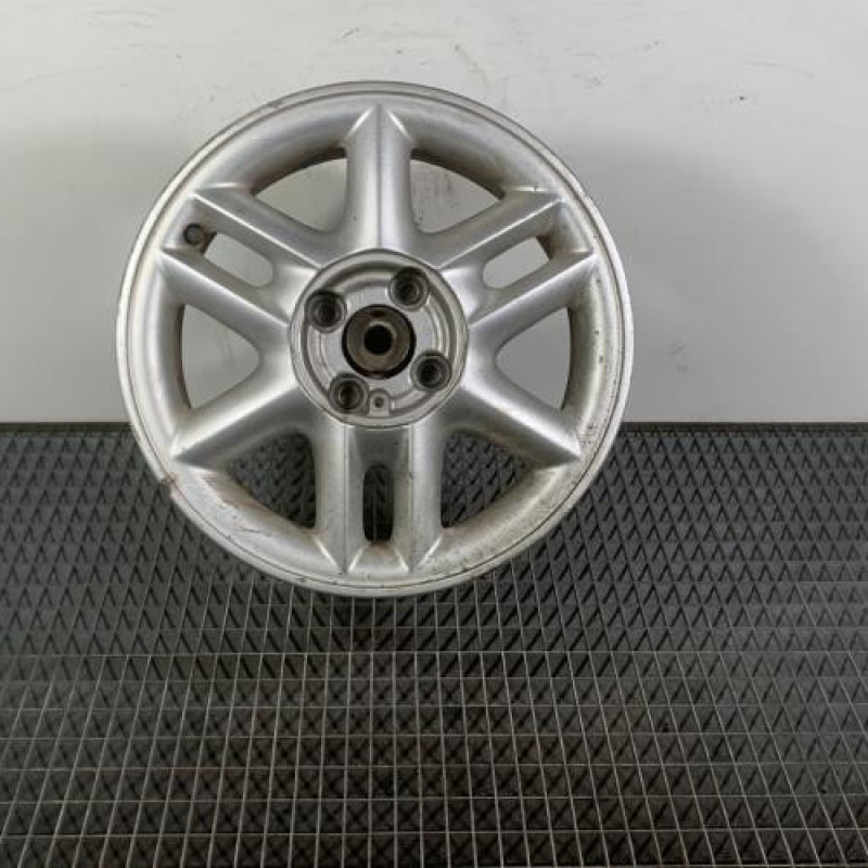 Jante RENAULT SCENIC 1 Photo n°1