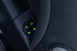 Aile avant gauche FORD FIESTA 5