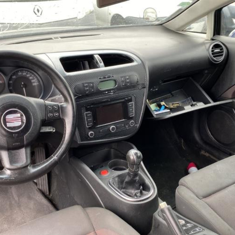 Porte avant gauche SEAT LEON 2 Photo n°18