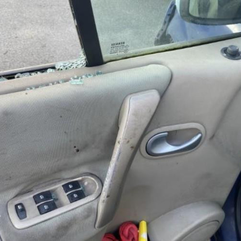Porte avant gauche RENAULT SCENIC 2 Photo n°16