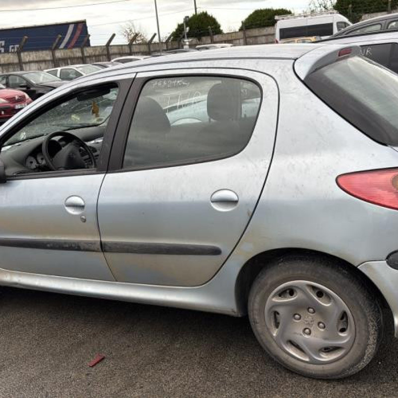 Boitier BSI PEUGEOT 206 Photo n°10