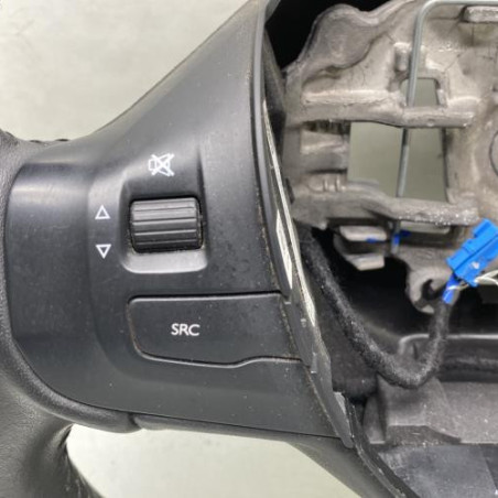Volant PEUGEOT 2008 1