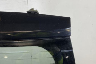 Malle/Hayon arriere FORD FIESTA 5