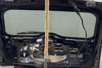 Malle/Hayon arriere FORD FIESTA 5