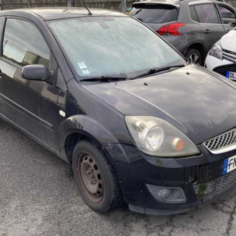 Malle/Hayon arriere FORD FIESTA 5 Photo n°14