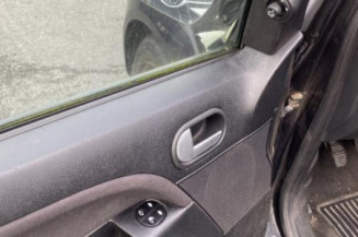 Porte avant gauche FORD FIESTA 5